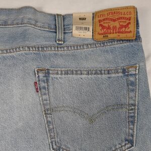 NEW Levi's‎ 469 Loose Shorts Light Wash Distressed Jean Shorts Mens Size 56